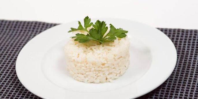 Arroz hervido sin sal